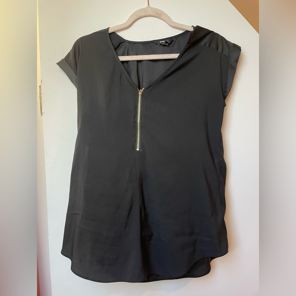 Express Silky Zip Front Gramercy Tee Medium